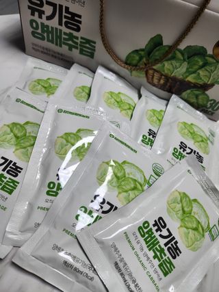 참앤들황토농원 국내산 유기농 양배추를 그대로 담은,  유기농 양배추즙  80ml X 30포 1박스 — 5점을 준 리뷰어가 2023년 4월 올린 사용 사진