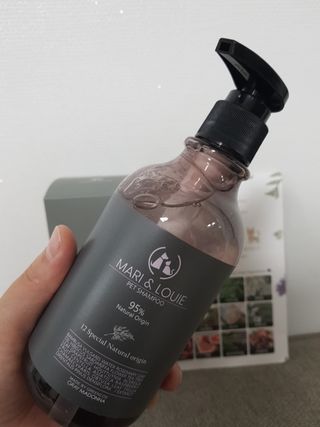 마리앤루이펫샴푸 [mari and louie pet shampoo] — 5점을 준 리뷰어가 2021년 5월 올린 사용 사진