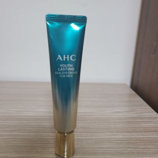 [NEW 탄력유턴 아이크림] AHC 유스 래스팅 리얼 아이크림 포 페이스 — 5점을 준 리뷰어가 2021년 1월 올린 사용 사진