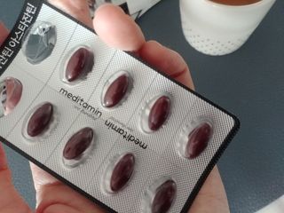 메디타민 루테인 지아잔틴 아스타잔틴 — 5점을 준 리뷰어가 2021년 11월 올린 사용 사진