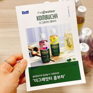 더그레잇티 콤부차 300ml *12개입 (오리지널 6개+베리리치 6개) — 4.5점을 준 리뷰어가 2022년 7월 올린 사용 사진
