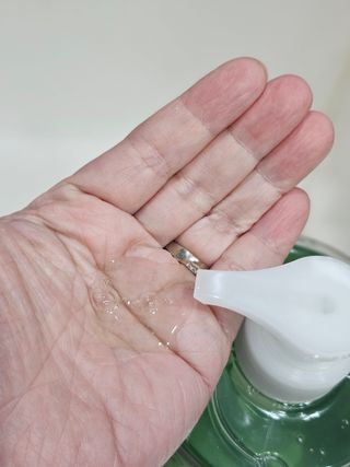 닥터시드 티트리 앤 라임 비건 지성케어 쿨 탈모 샴푸 (1000ml) — 5점을 준 리뷰어가 2023년 12월 올린 사용 사진