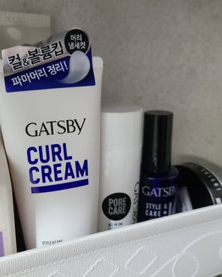 [갸스비] 곱슬 머리부터 파마까지 남자의 컬을 위한 갸스비 컬크림 — 5점을 준 리뷰어가 2021년 5월 올린 사용 사진