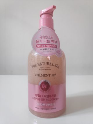 벨먼 내추럴스파 수분광채 스크럽 바디워시 600ml 5종 — 5점을 준 리뷰어가 2022년 5월 올린 사용 사진