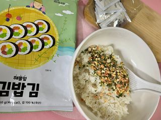 해풀잎 누구나 김밥*1ea [(혼합야채 35g *1ea,  김밥김 (5g, 5ea),  양념간장 (6g, 5ea), 참기름(5g, 2ea)] — 5점을 준 리뷰어가 2022년 10월 올린 사용 사진
