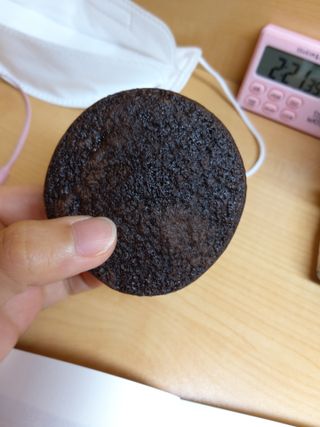 롯데제과 까망카스타드 더블초코 — 5점을 준 리뷰어가 2021년 5월 올린 사용 사진