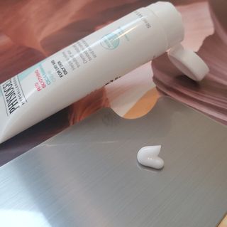 피지오겔 레드수딩 시카밸런스 크림 50ml — 4점을 준 리뷰어가 2022년 4월 올린 사용 사진