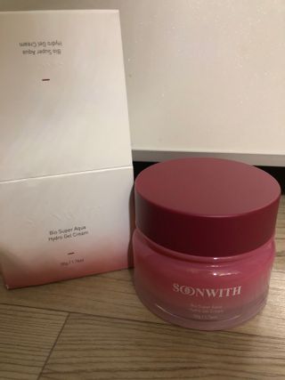 SOONWITH 바이오 수퍼 아쿠아 하이드로 젤 크림 — 5점을 준 리뷰어가 2021년 3월 올린 사용 사진