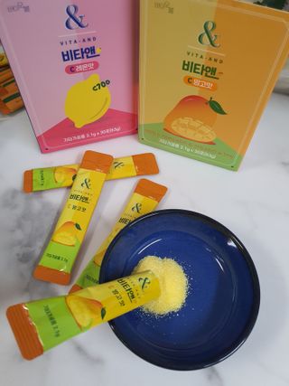 비타앤C 레몬맛, 망고맛 — 5점을 준 리뷰어가 2021년 4월 올린 사용 사진