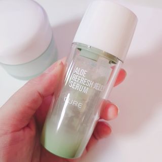 김정문알로에 큐어 큐어 알로에 리프레쉬 젤리 세럼, 큐어 알로에 하이드로 젤리 크림 — 5점을 준 리뷰어가 2021년 3월 올린 사용 사진