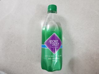 몽베스트 Montbest with Sparkling water Plain 20병 — 5점을 준 리뷰어가 2021년 11월 올린 사용 사진