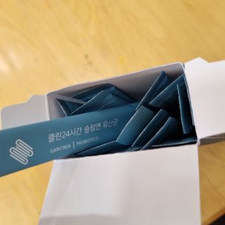클린24시간 슬림앤유산균 1박스 (3.5g X 15포) — 4점을 준 리뷰어가 2023년 3월 올린 사용 사진