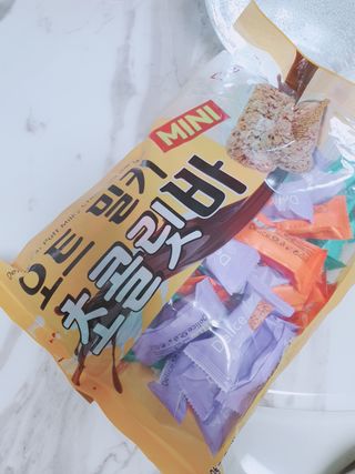 델리스 오트 밀키 초콜릿 바 — 5점을 준 리뷰어가 2022년 4월 올린 사용 사진