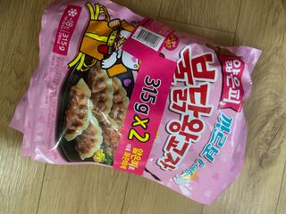 삼양냉동 [삼양] 얇은피불닭왕교자+얇은피까르보불닭왕교자 총4팩 — 5점을 준 리뷰어가 2021년 2월 올린 사용 사진