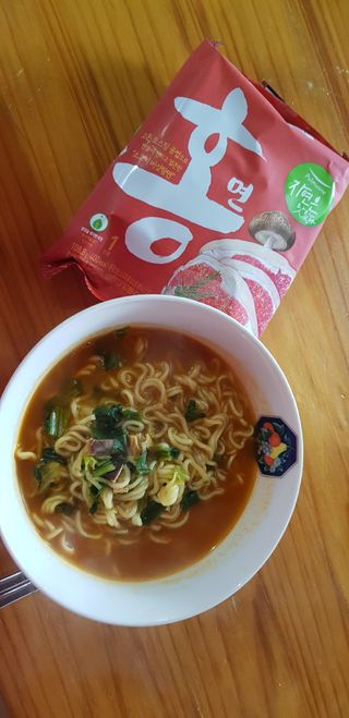 [풀무원] 자연은맛있다 정면, 백면, 홍면  세트 — 5점을 준 리뷰어가 2021년 4월 올린 사용 사진