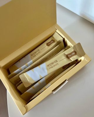 디오르 파인화이트 — 4점을 준 리뷰어가 2021년 12월 올린 사용 사진
