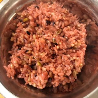 하나로라이스 기능성쌀 5종 1kg  환경을 생각한 다회용 용기 사용 — 5점을 준 리뷰어가 2022년 1월 올린 사용 사진