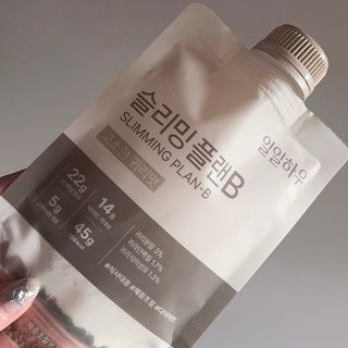 일일하우 슬리밍 플랜B 고소한 귀리맛, 진한 카카오맛 (체중조절식) — 5점을 준 리뷰어가 2023년 8월 올린 사용 사진