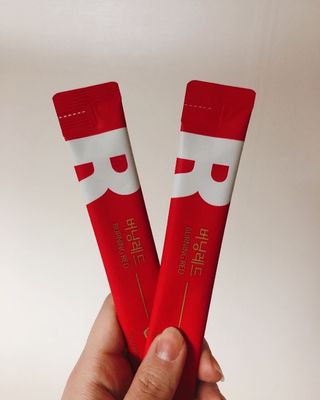 디오르 버닝레드 — 3.5점을 준 리뷰어가 2022년 2월 올린 사용 사진