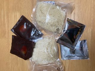 [한면원] 비빔국수 2인분 — 5점을 준 리뷰어가 2022년 8월 올린 사용 사진
