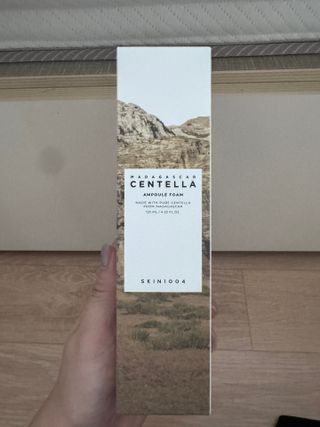 스킨1004 [SKIN1004] 마다가스카르 센텔라 앰플 폼 125ml — 5점을 준 리뷰어가 2024년 8월 올린 사용 사진
