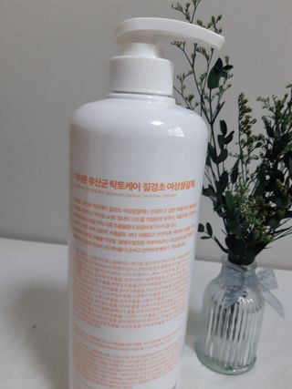 프리[닥터문] 유산균 락토케어 질경초 여성청결제 1000ml (젤타입) — 5점을 준 리뷰어가 2022년 6월 올린 사용 사진
