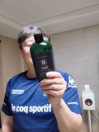 블랙페블 남성청결제 올인원 바디워시 클린 웨이브 — 5점을 준 리뷰어가 2021년 4월 올린 사용 사진