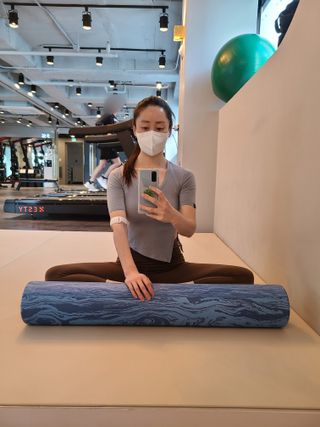 NAROO 스너그그랩 SE1 가볍고 통기성 좋은 엘보 팔꿈치 보호대 — 4점을 준 리뷰어가 2023년 4월 올린 사용 사진