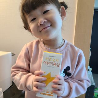 [이뮤니티플러스]우리아이 면역오키, 건강오키 _ 키즈오키 어린이홍삼 10포 1box — 5점을 준 리뷰어가 2022년 3월 올린 사용 사진