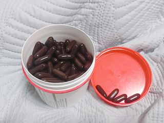 Swisse 스위스 고함량 프로폴리스 2,000mg 210정 — 5점을 준 리뷰어가 2021년 11월 올린 사용 사진
