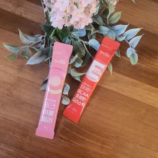 인디닥터 면역 생생 핑크 이뮨 젤리 + 타이탄 BCAA 프로틴 젤리스틱 — 4.5점을 준 리뷰어가 2022년 3월 올린 사용 사진