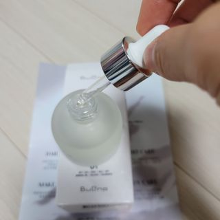 브에노 파리퀸 윌 페이스 오일 — 5점을 준 리뷰어가 2021년 6월 올린 사용 사진