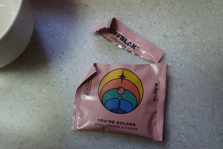 [오프블랙] 아침을 상큼하게 시작하는 에너지티! 유아골든 블렌딩홍차 12T — 5점을 준 리뷰어가 2021년 12월 올린 사용 사진