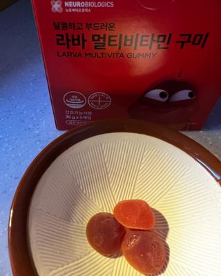 [푸름웰니스] 라바 멀티비타민 구미 36g — 5점을 준 리뷰어가 2021년 12월 올린 사용 사진