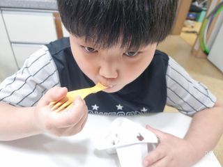 매일바이오 토핑요거트 — 5점을 준 리뷰어가 2021년 5월 올린 사용 사진