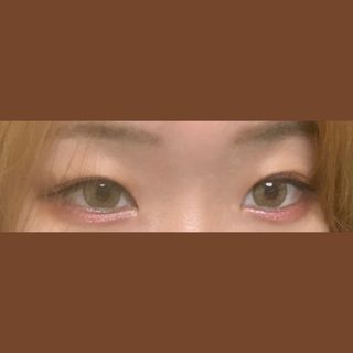 아이즘 컬러 콘택트렌즈 — 5점을 준 리뷰어가 2022년 7월 올린 사용 사진
