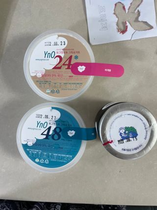 요그앤오트 그릭요거트 24 150g +  그릭요거트 48 150g + 블루베리 콤포트 — 5점을 준 리뷰어가 2022년 6월 올린 사용 사진