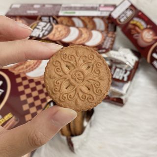 롯데제과 롯샌 카페크런치 — 5점을 준 리뷰어가 2021년 10월 올린 사용 사진
