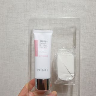뷰니오 더마플러스 카밍 비비크림 — 5점을 준 리뷰어가 2021년 1월 올린 사용 사진