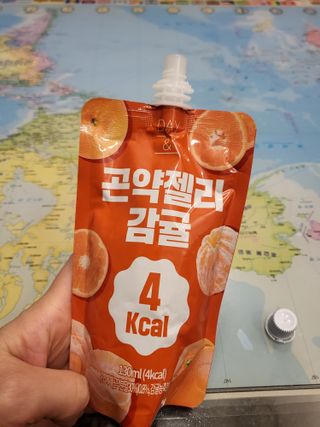 참앤들황토농원 10가지 맛, 입맛대로 스페셜하게~ 가볍게 한 포 땡! 곤약젤리 스페셜 패키지 130ml x 30포 — 5점을 준 리뷰어가 2023년 1월 올린 사용 사진
