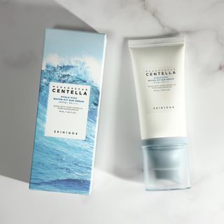 MF[스킨1004] 마다가스카르 센텔라 히알루-시카 워터핏 선세럼 50ml — 5점을 준 리뷰어가 2024년 5월 올린 사용 사진