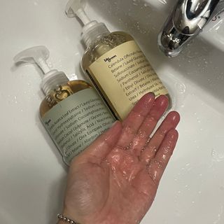빅그린 안티 헤어로스 탈모 카렌듈라 바이옴 샴푸 500ml (지성두피용) — 5점을 준 리뷰어가 2022년 7월 올린 사용 사진