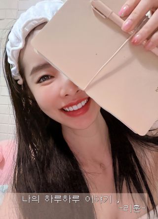 리훈 2022년 이야기다이어리 그란데 하반기(7-12월, 6개월) — 5점을 준 리뷰어가 2022년 6월 올린 사용 사진