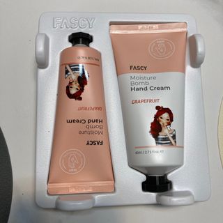 파시 FASCY 高保湿ハンドクリーム40ml+80ml セット — 5점을 준 리뷰어가 2021년 7월 올린 사용 사진