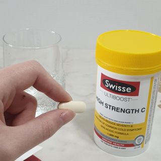 Swisse 스위스 고함량 비타민 C 1000mg — 5점을 준 리뷰어가 2021년 3월 올린 사용 사진