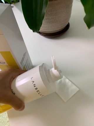 랑벨 내츄럴 딥 클렌징 워터 500ml — 5점을 준 리뷰어가 2022년 6월 올린 사용 사진