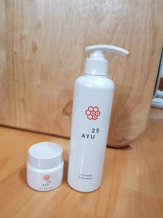 AYU25[아유트웬티파이브]피부 진정, 보습 와일즈 로즈 바디워시 — 5점을 준 리뷰어가 2021년 3월 올린 사용 사진