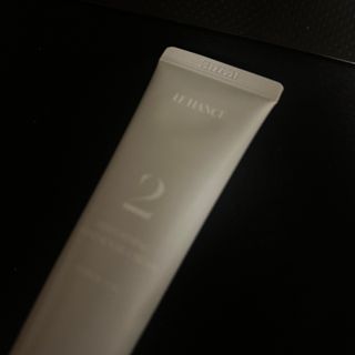 르핸스 퍼포밍 2 핸드&네일 비반트포렛/베티버포그 — 4점을 준 리뷰어가 2022년 12월 올린 사용 사진