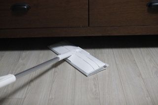 3M 스카치브라이트 재활용 PET 정전기청소포 대형 30매 (막대걸레 증정) — 5점을 준 리뷰어가 2023년 5월 올린 사용 사진