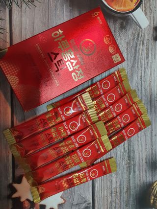 힘내라김홍삼 하루홍삼정스틱 10g x 10포 — 5점을 준 리뷰어가 2021년 5월 올린 사용 사진